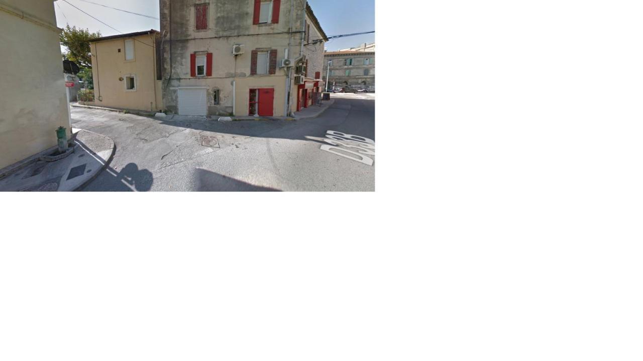 Pont De Crau Appartement Arles Buitenkant foto